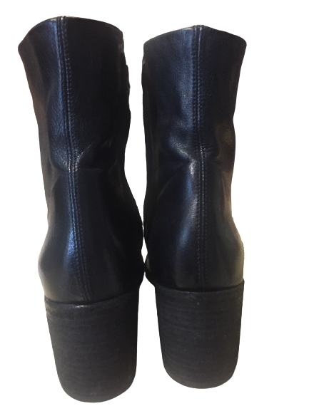 https://www.imboutique.eu/wp-content/uploads/2023/03/photo_2023-03-22_09-52-44-removebg-preview.png 