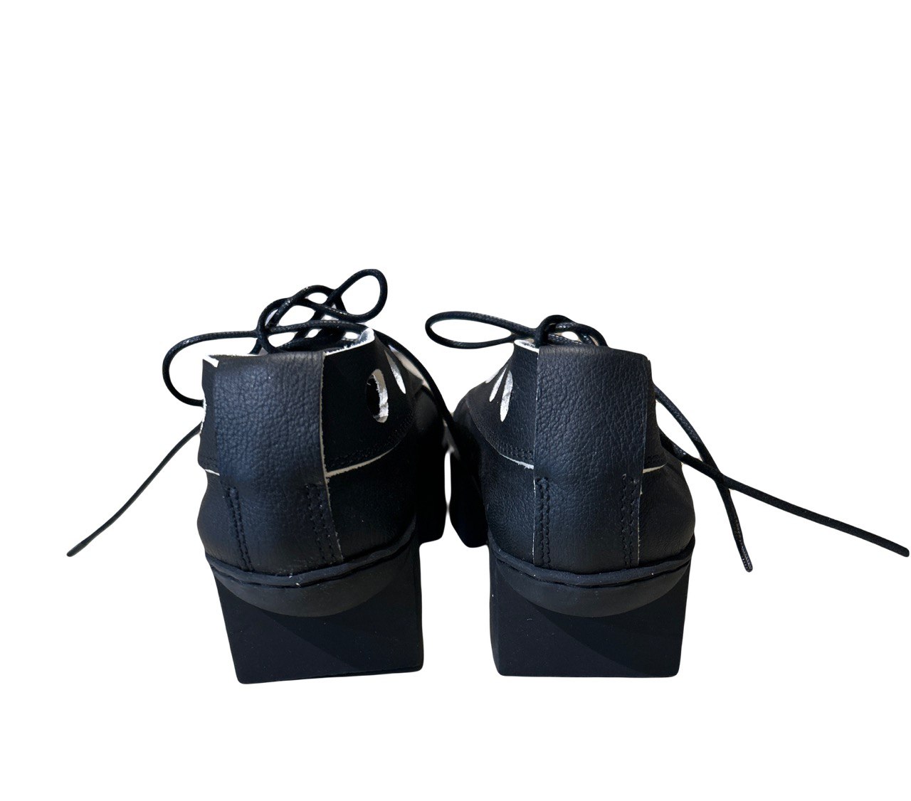 https://www.imboutique.eu/wp-content/uploads/2023/03/photo_2023-03-29_16-54-12.jpg 