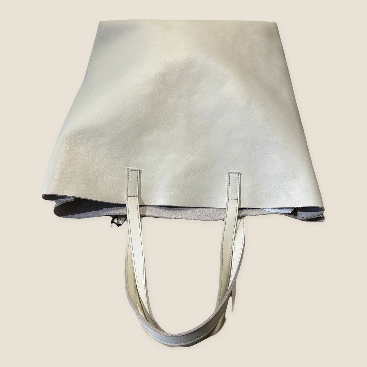 https://www.imboutique.eu/wp-content/uploads/2026/10/im-beige-13119-02.jpg 